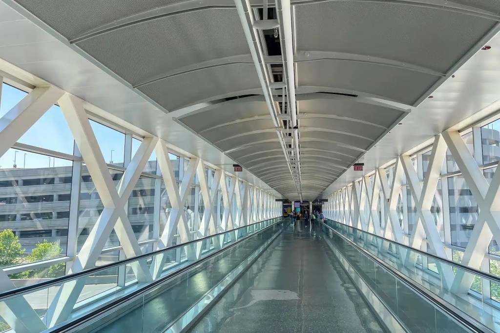 Tunnel in the Boston airport