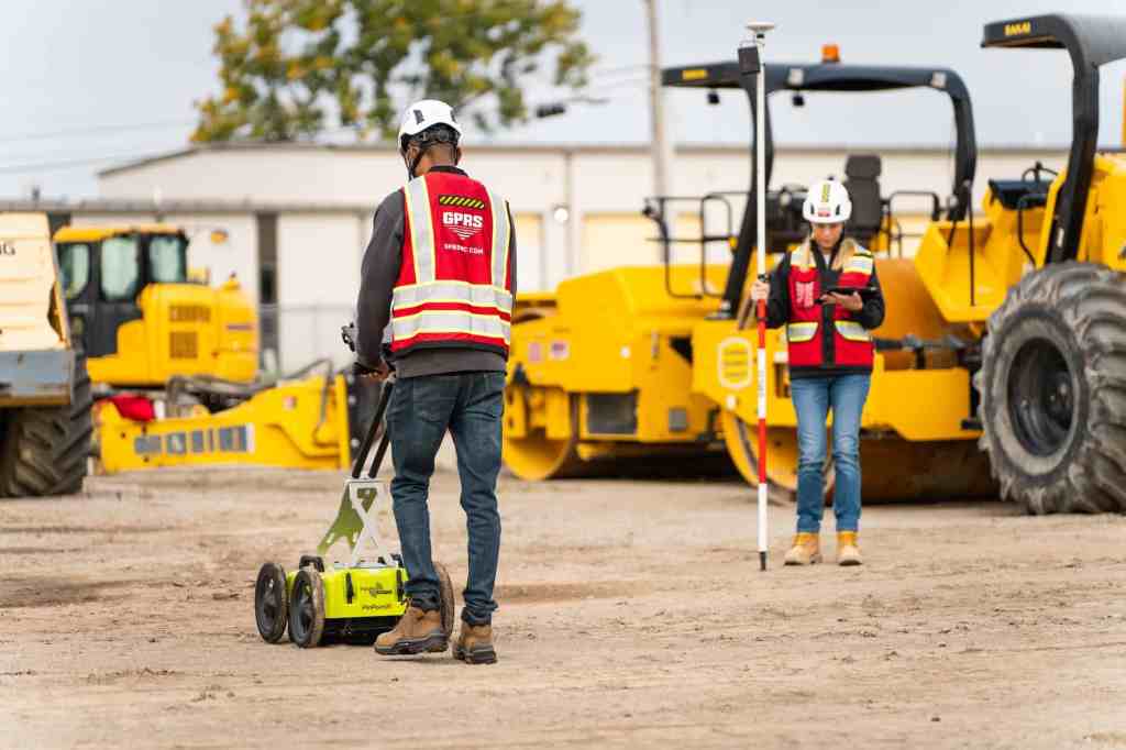 GPRS field team GPR scanning the dirt